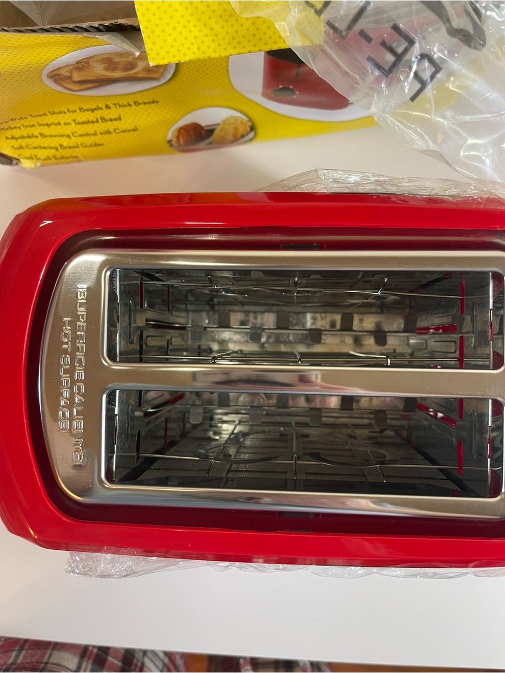 Disney Mickey Mouse Red 2-Slice Toaster - Picture 6 of 10